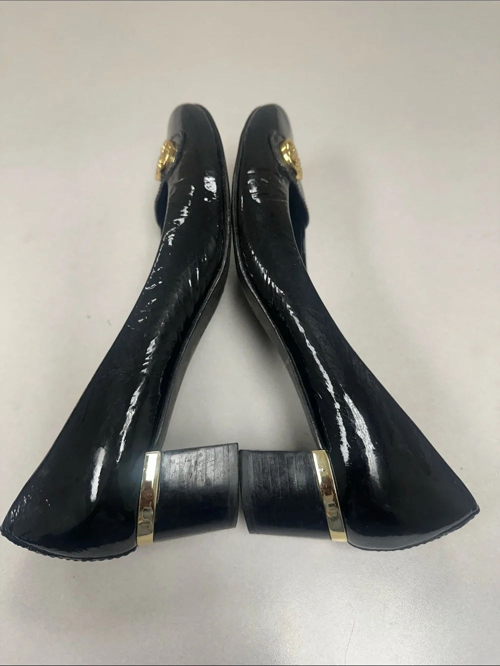 Tory Burch Leather Black Patent Leather Gold Trim Pumps Size 9M